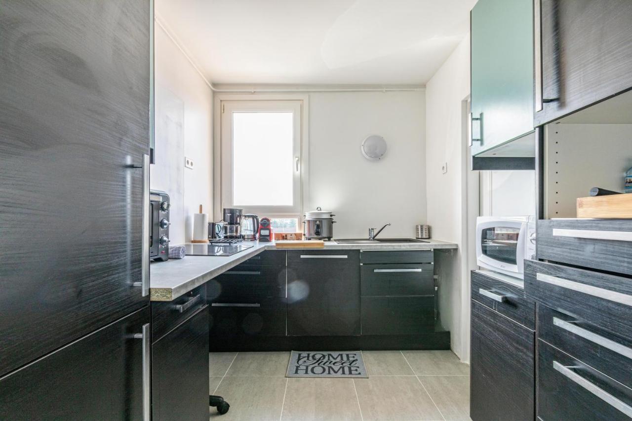 Chic Apart With Parking Apartment Mantes-la-Jolie Exterior photo